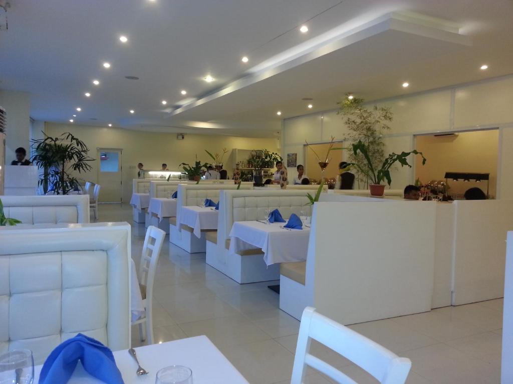 Parkway Hotel Surigao Exterior foto